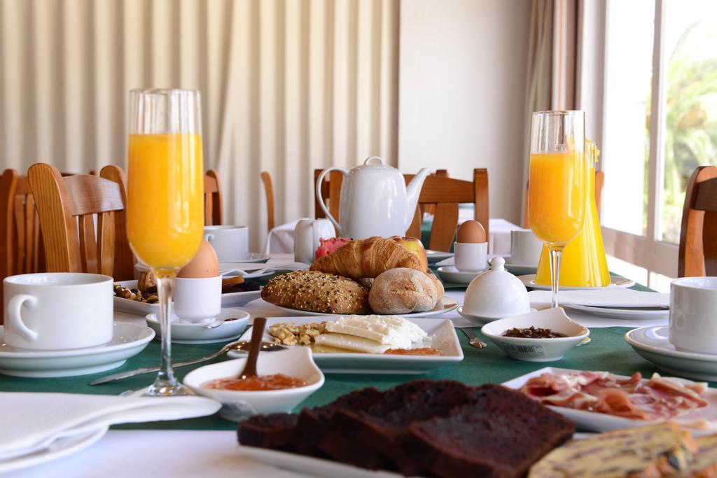 Dom Nuno Hotel 3*